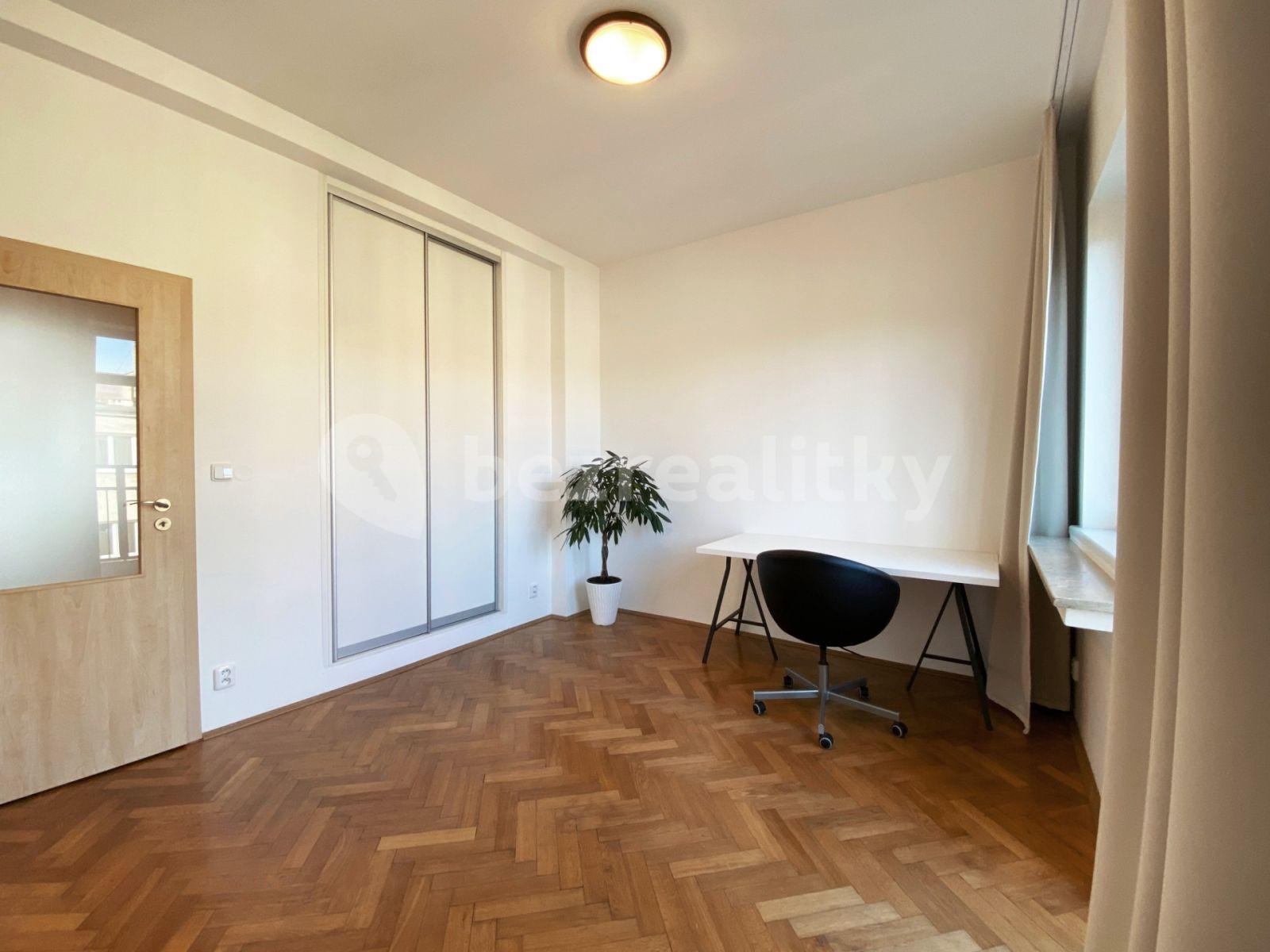 1 bedroom with open-plan kitchen flat to rent, 50 m², Prachnerova, Prague, Prague