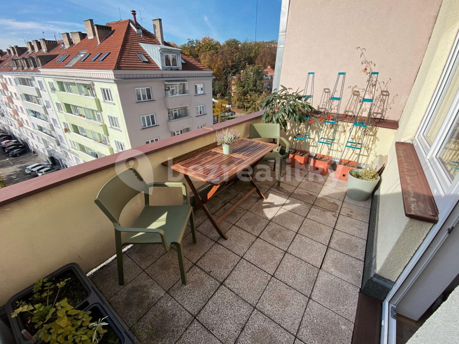 1 bedroom with open-plan kitchen flat to rent, 50 m², Prachnerova, Prague, Prague