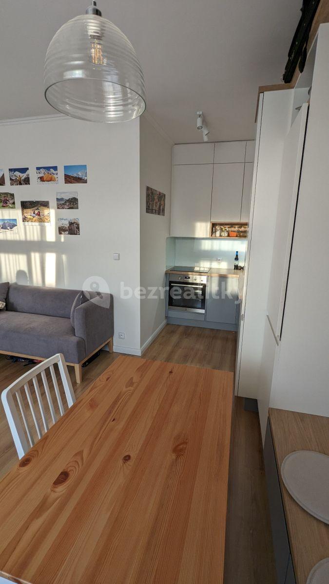 Studio flat to rent, 34 m², Na Zámyšli, Prague, Prague