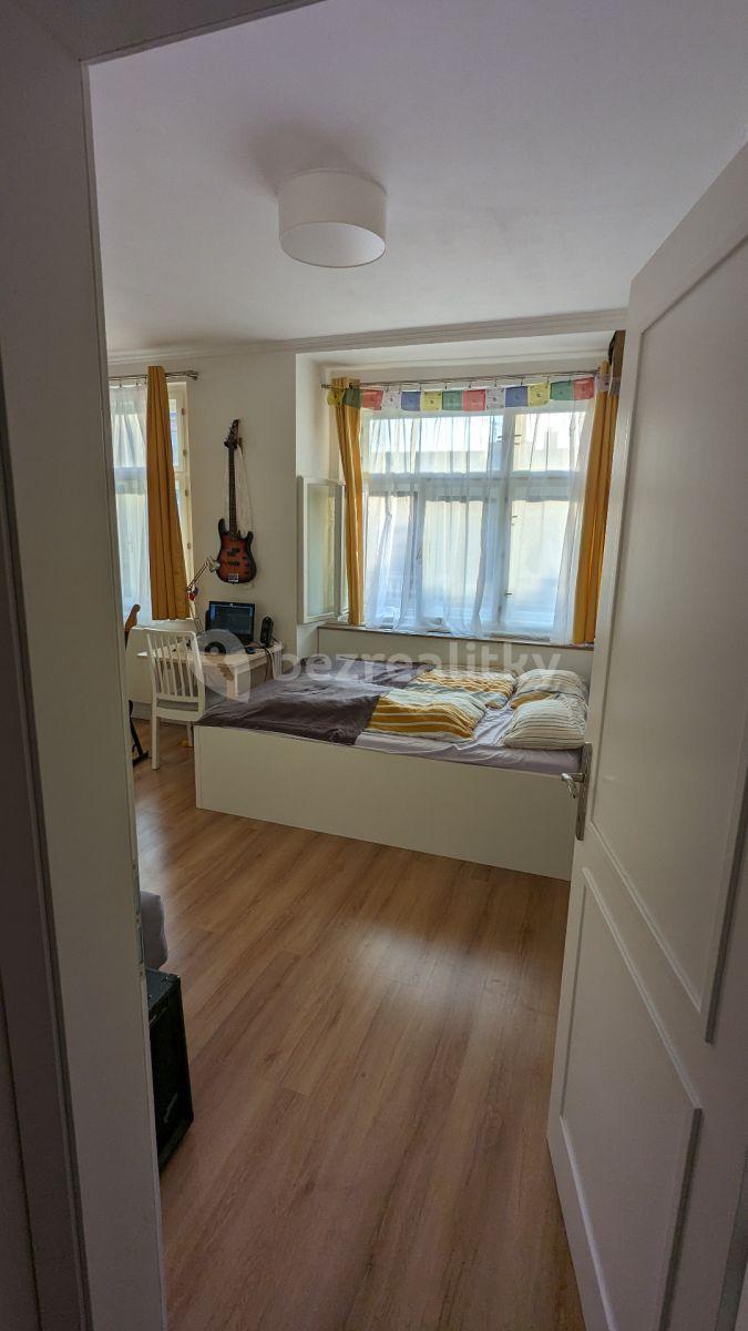 Studio flat to rent, 34 m², Na Zámyšli, Prague, Prague