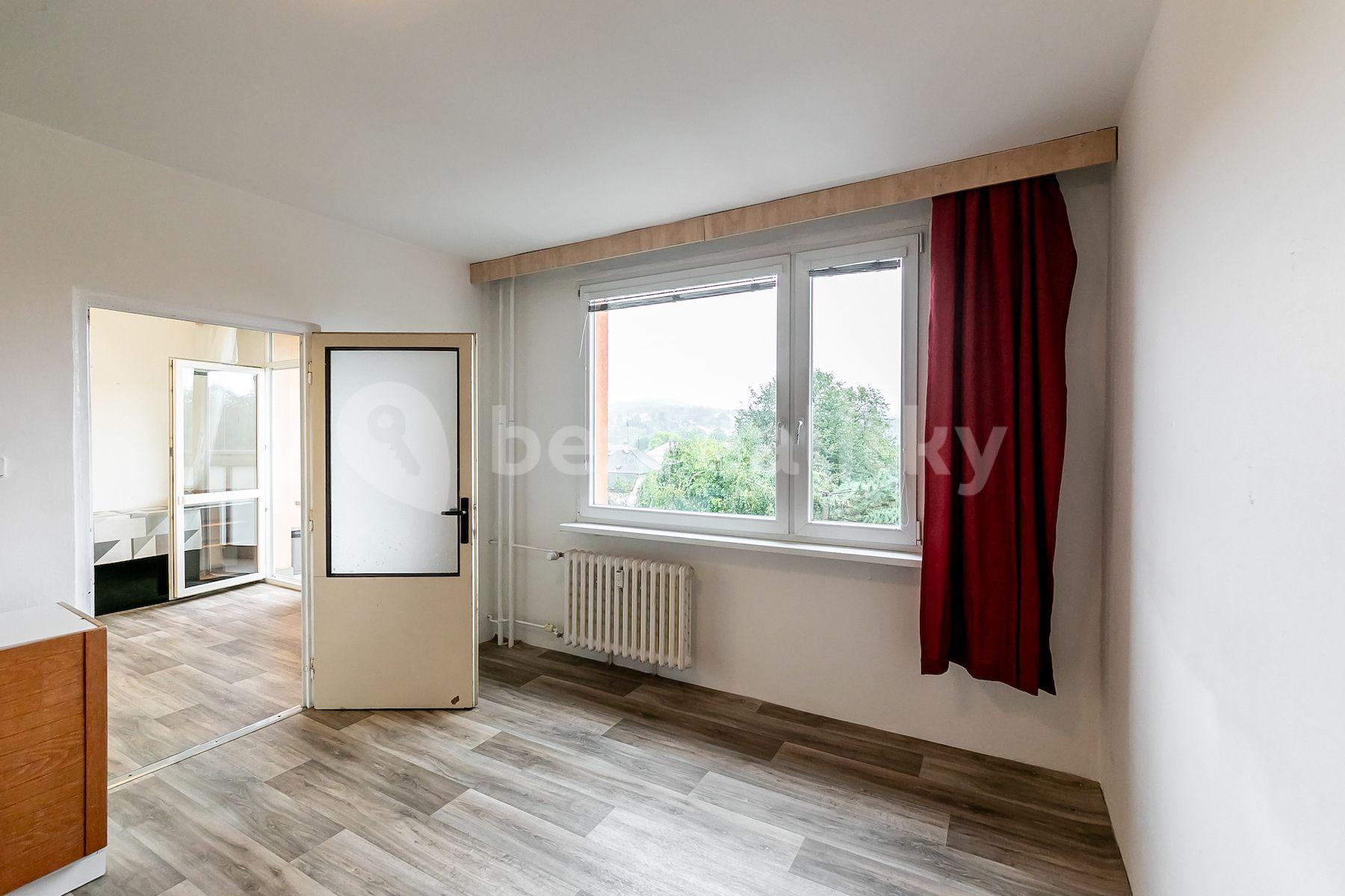 1 bedroom flat for sale, 32 m², Nad Školou, Jablonec nad Nisou, Liberecký Region