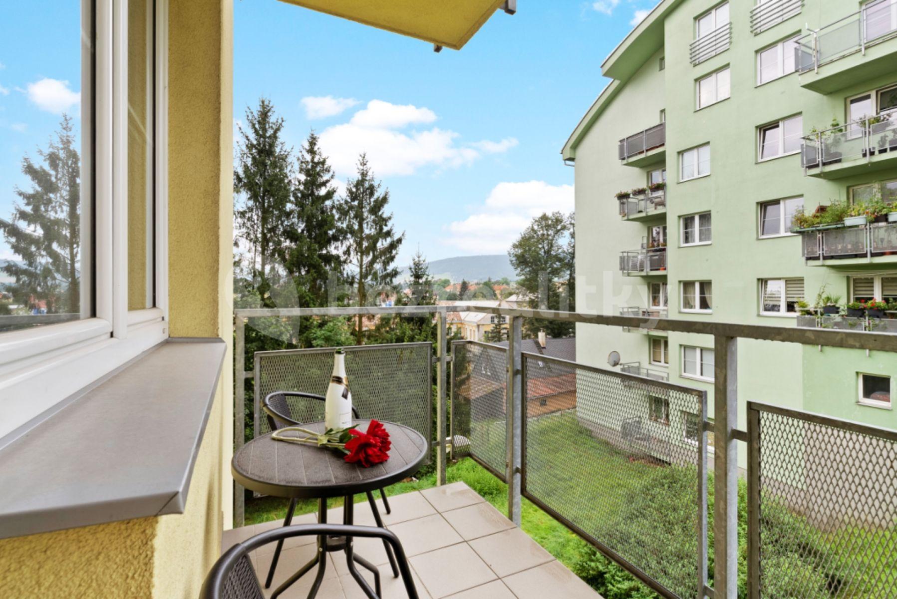 3 bedroom flat to rent, 83 m², Nádvorní, Liberec, Liberecký Region