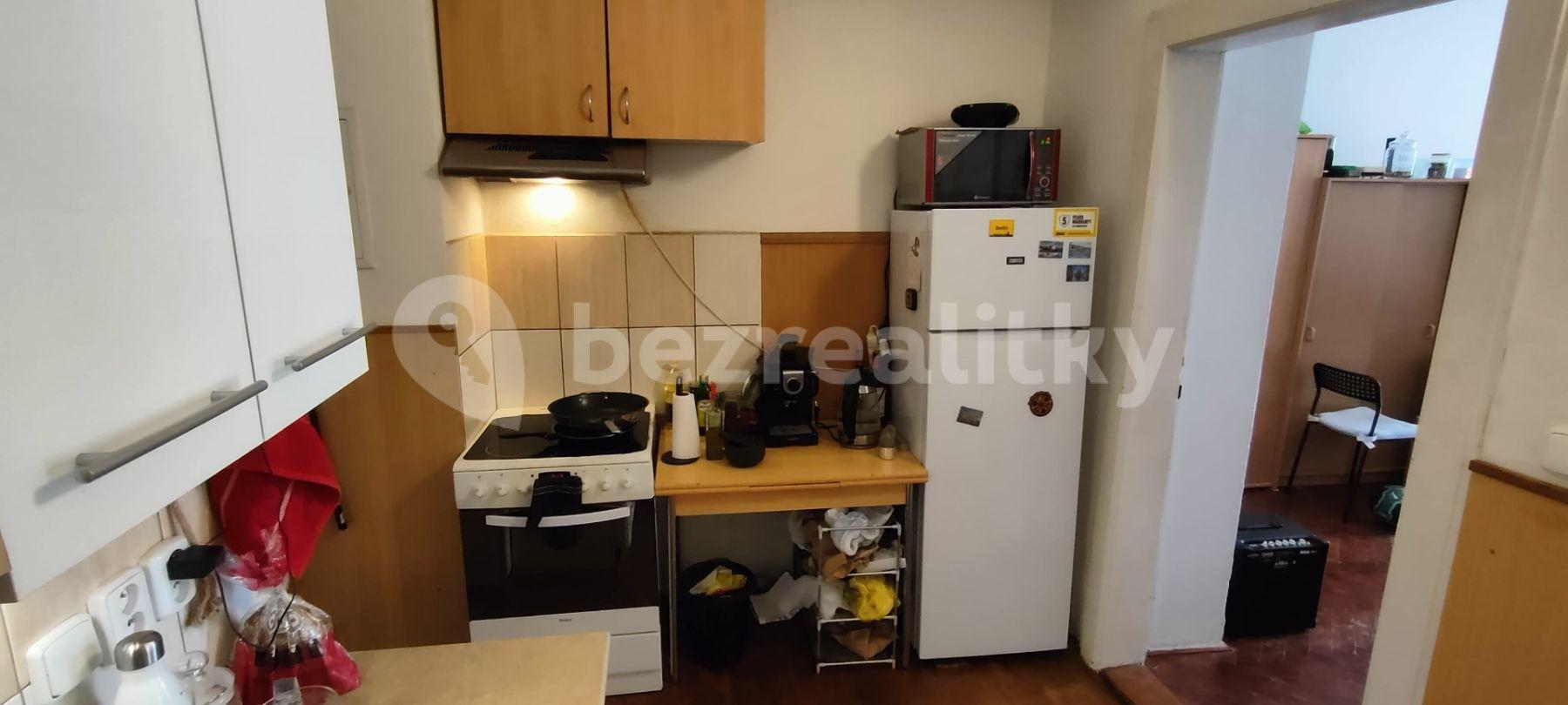 2 bedroom flat to rent, 67 m², Víta Nejedlého, Prague, Prague