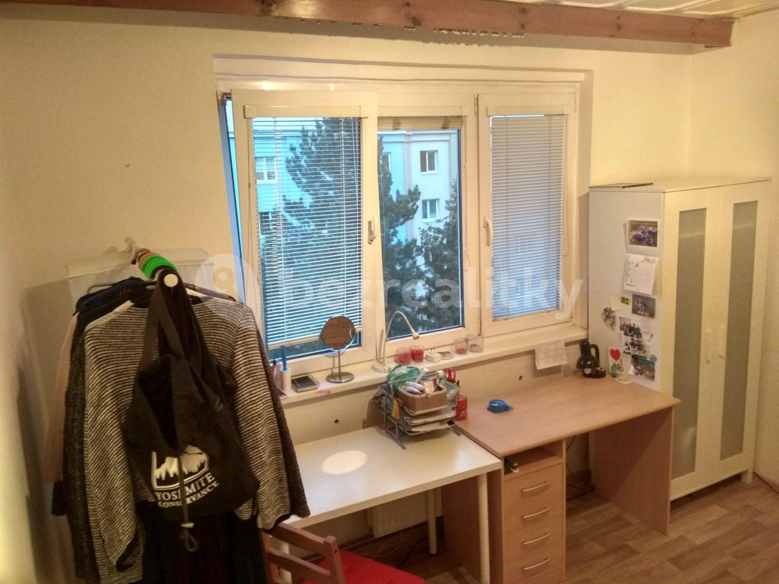 2 bedroom flat to rent, 52 m², Krčská, Prague, Prague