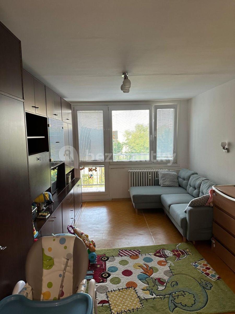 2 bedroom with open-plan kitchen flat to rent, 56 m², Škábova, Prague, Prague