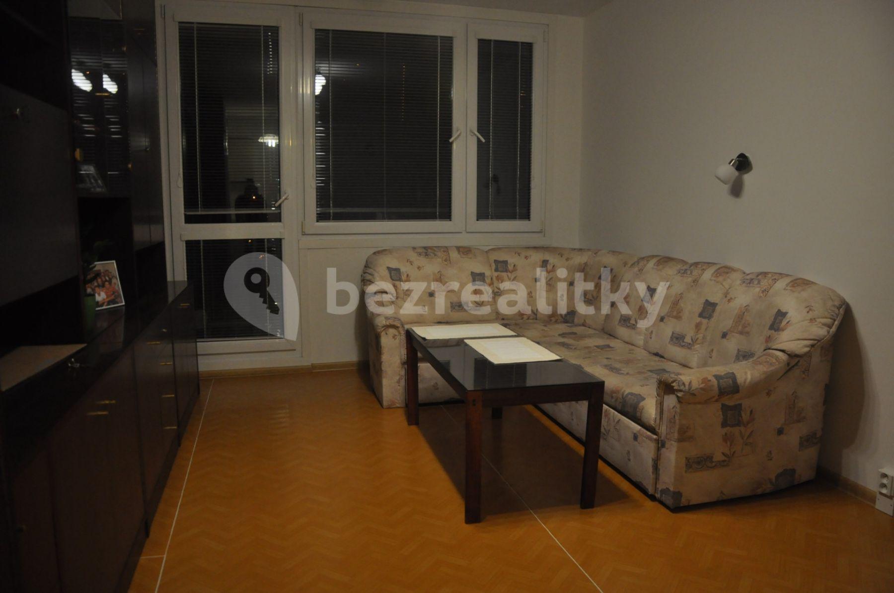 2 bedroom with open-plan kitchen flat to rent, 56 m², Škábova, Prague, Prague