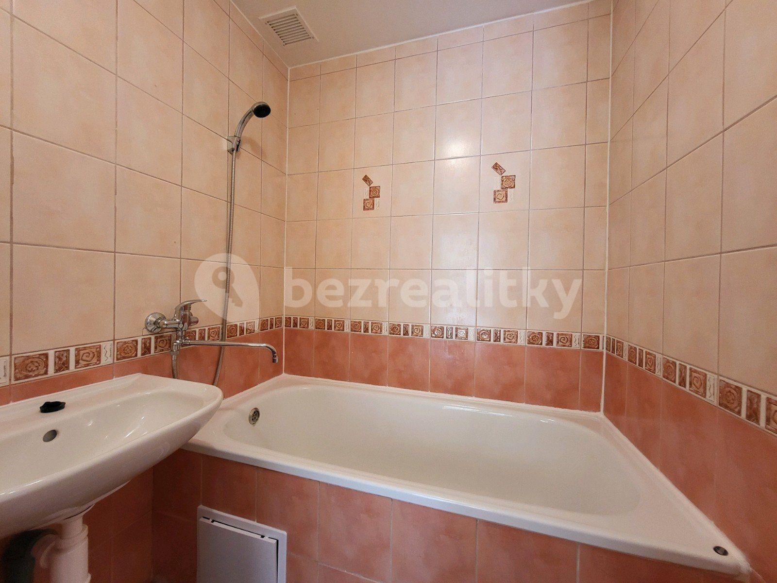 2 bedroom flat to rent, 54 m², Mánesova, Havířov, Moravskoslezský Region