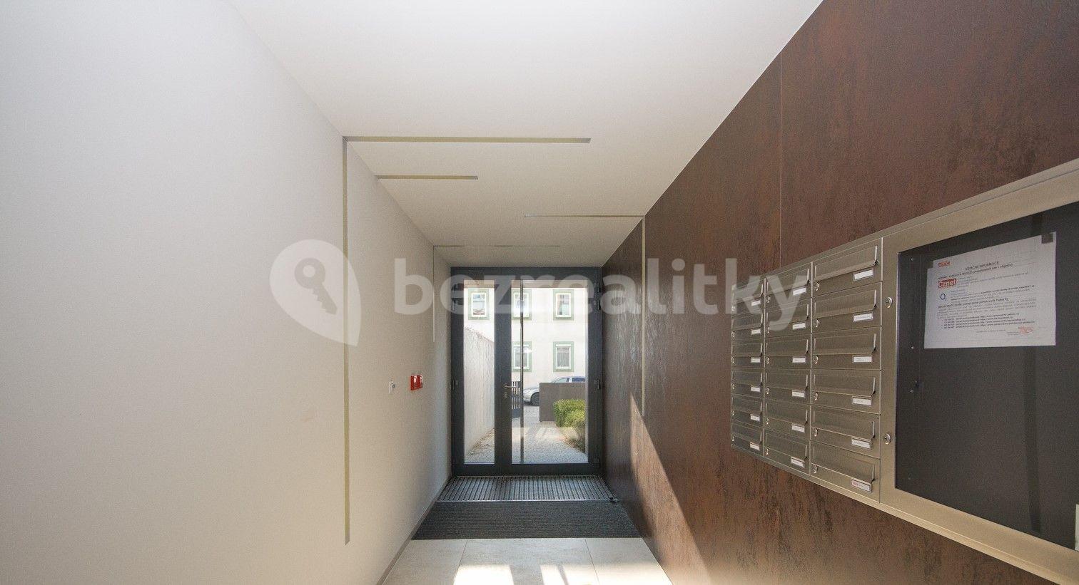 1 bedroom with open-plan kitchen flat to rent, 65 m², Nad Ryšánkou, Prague, Prague