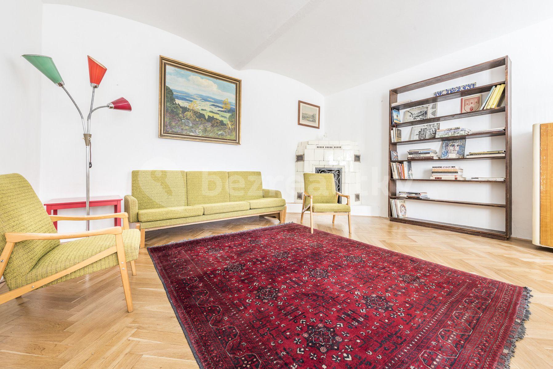 2 bedroom flat to rent, 56 m², U Lužického semináře, Prague, Prague