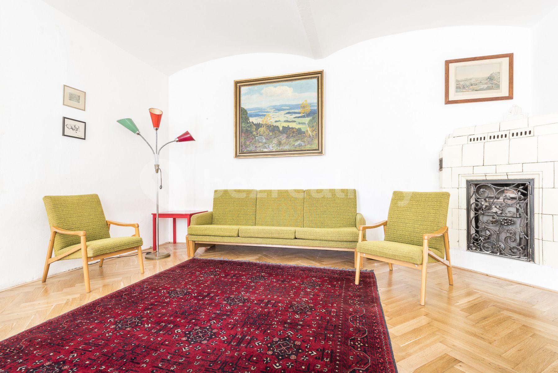 2 bedroom flat to rent, 56 m², U Lužického semináře, Prague, Prague