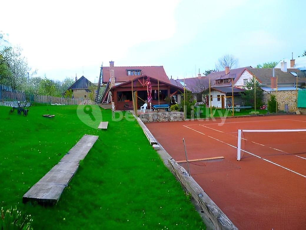 recreational property to rent, 0 m², Zdounky, Zlínský Region