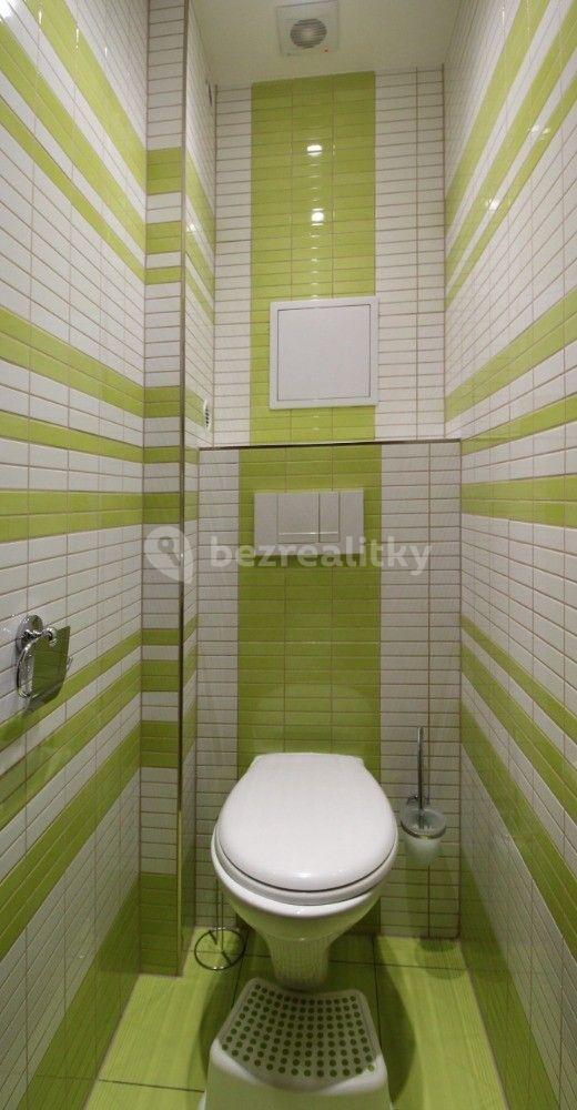 2 bedroom flat for sale, 69 m², Vančurova, Ostrov, Karlovarský Region