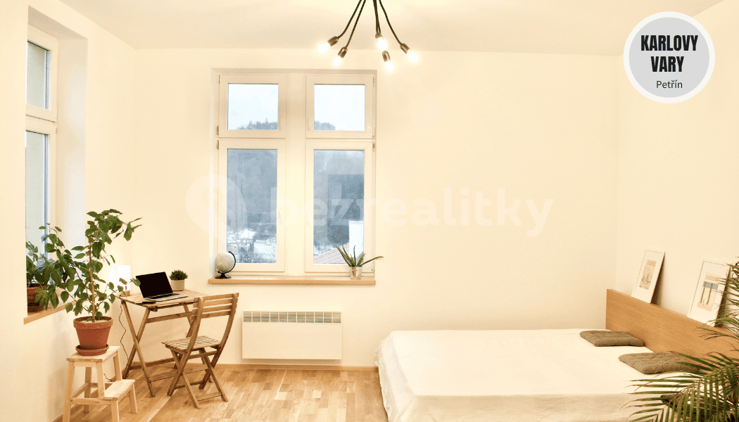 1 bedroom with open-plan kitchen flat to rent, 45 m², Petřín, Karlovy Vary, Karlovarský Region