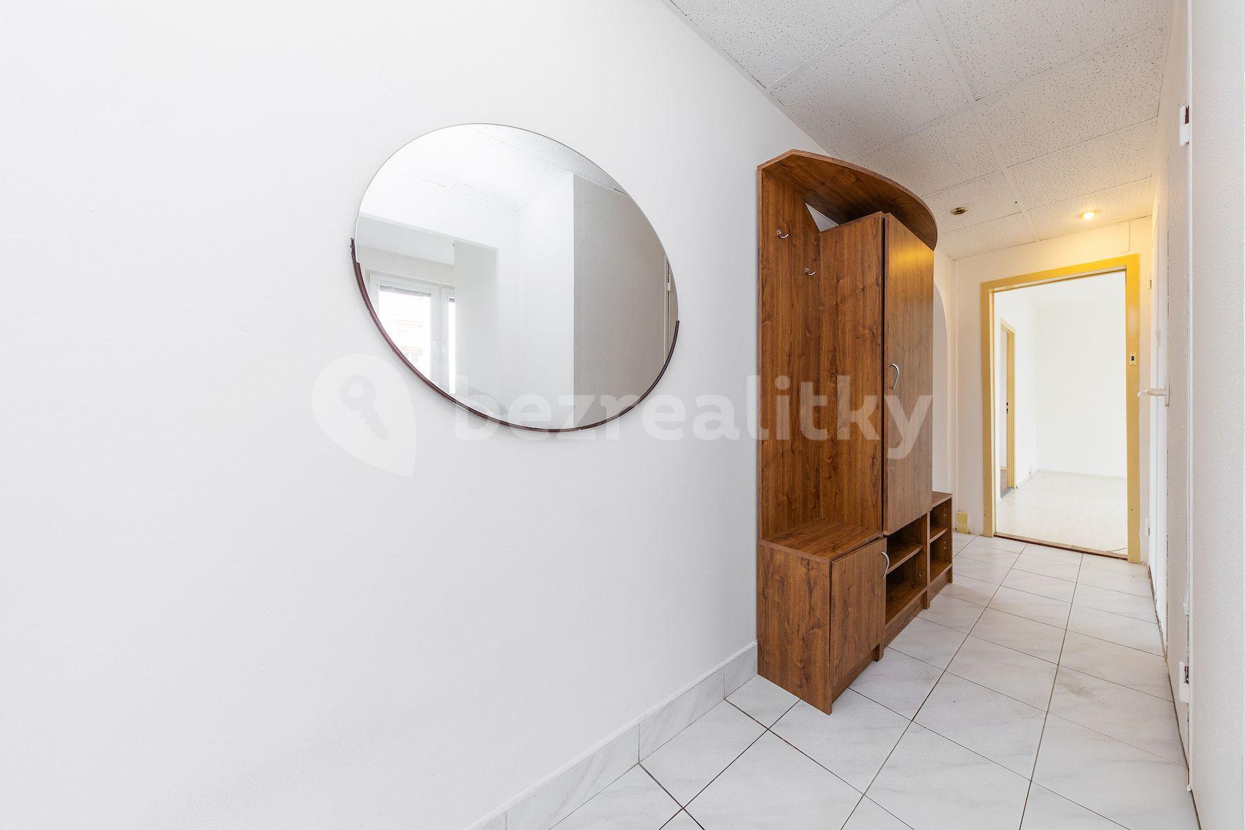 3 bedroom flat for sale, 68 m², Na Bečvě, Lipník nad Bečvou, Olomoucký Region