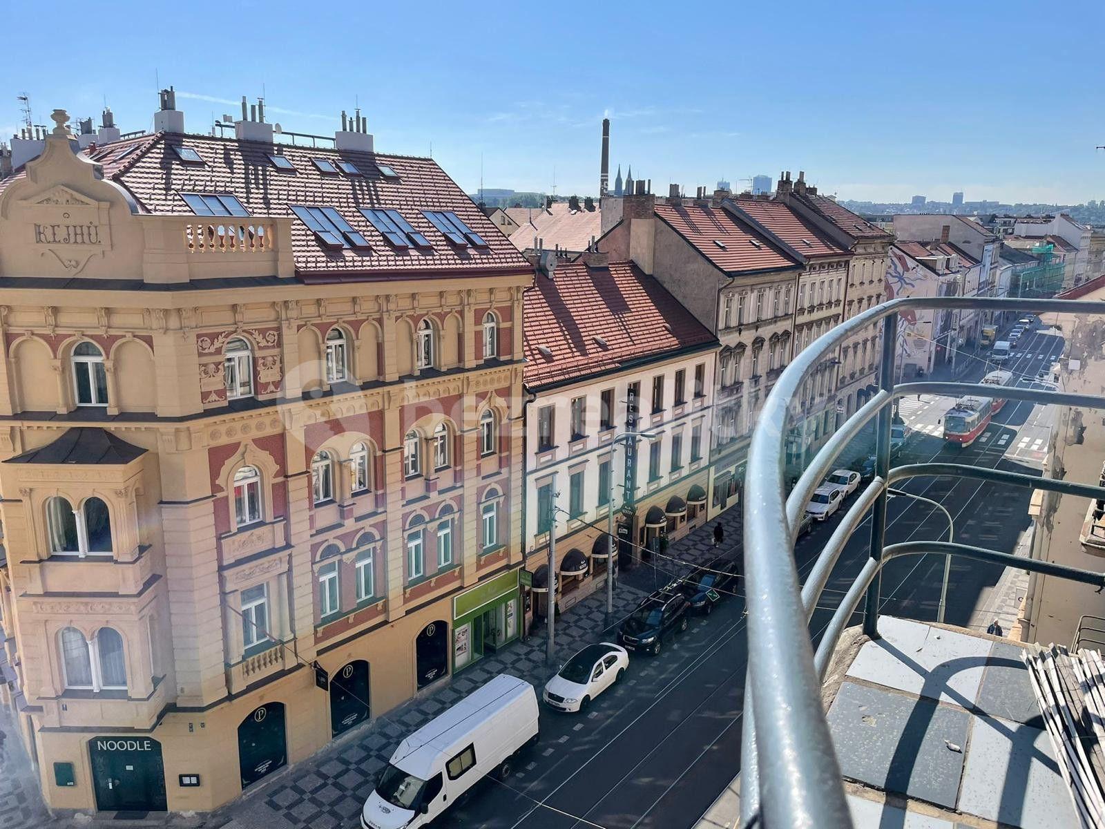 3 bedroom flat to rent, 90 m², Nádražní, Prague, Prague