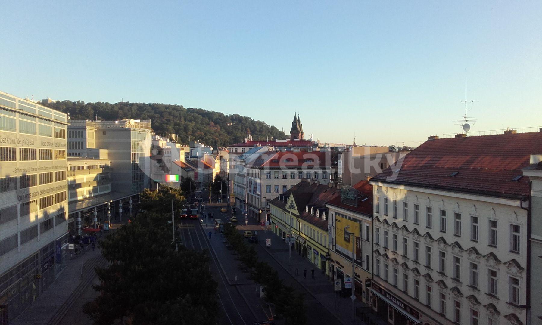 3 bedroom flat to rent, 90 m², Nádražní, Prague, Prague