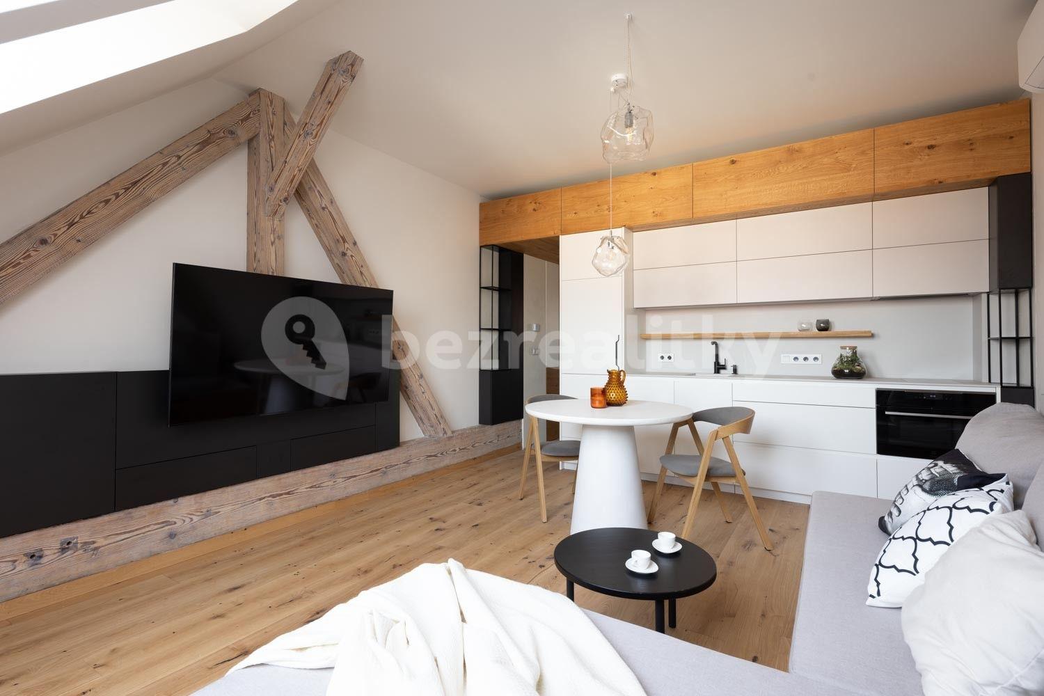 Studio flat to rent, 31 m², Wuchterlova, Prague, Prague