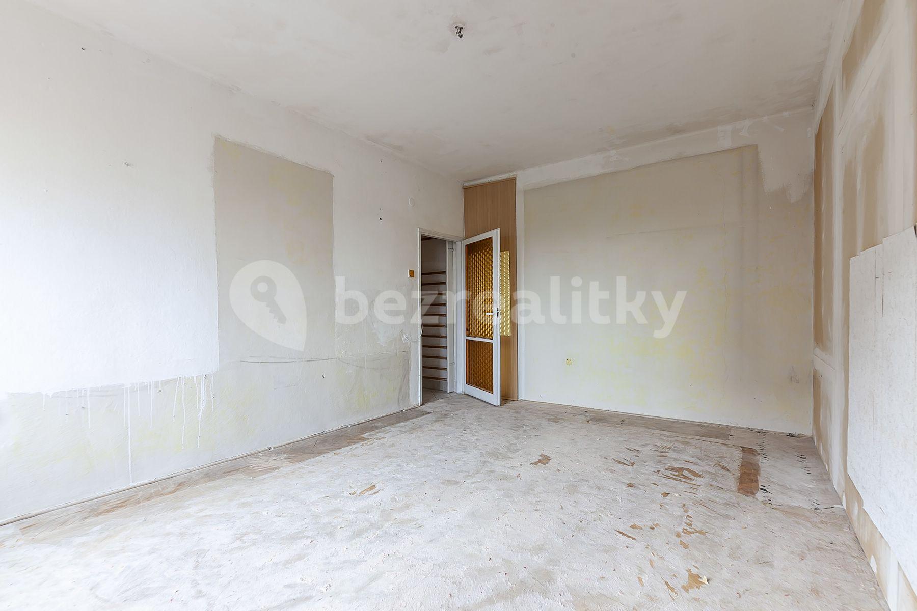 2 bedroom flat for sale, 52 m², Pod Lipami, Prague, Prague