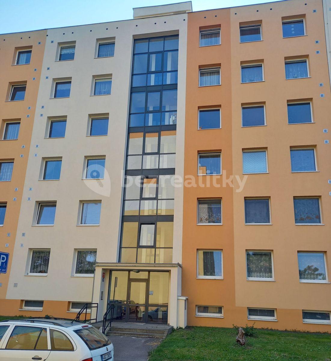 3 bedroom flat for sale, 69 m², Chvatěrubská, Prague, Prague