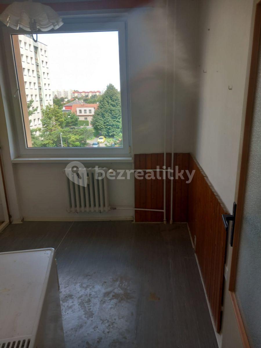 3 bedroom flat for sale, 69 m², Chvatěrubská, Prague, Prague