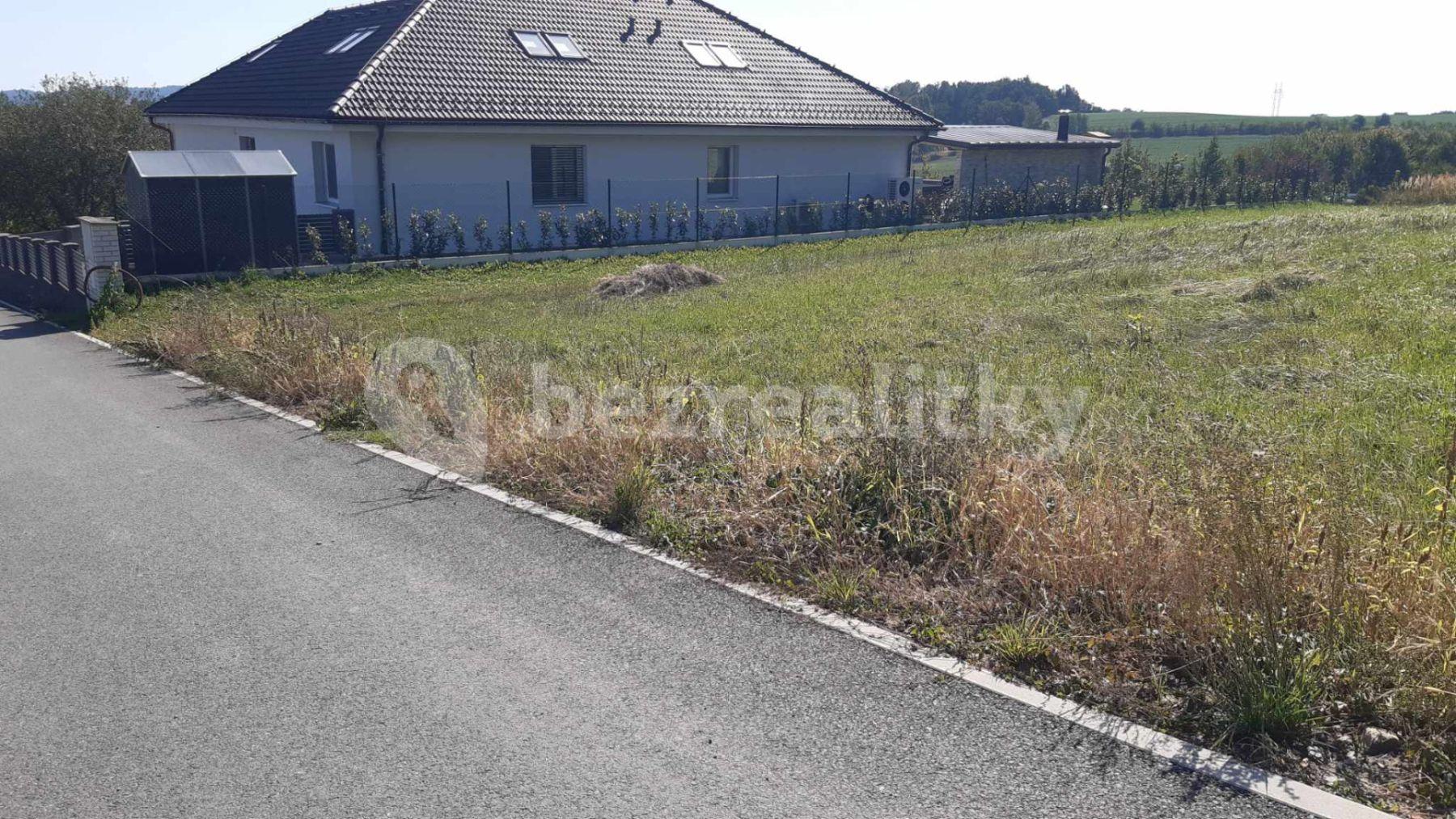 plot for sale, 1,301 m², Pyšely, Středočeský Region