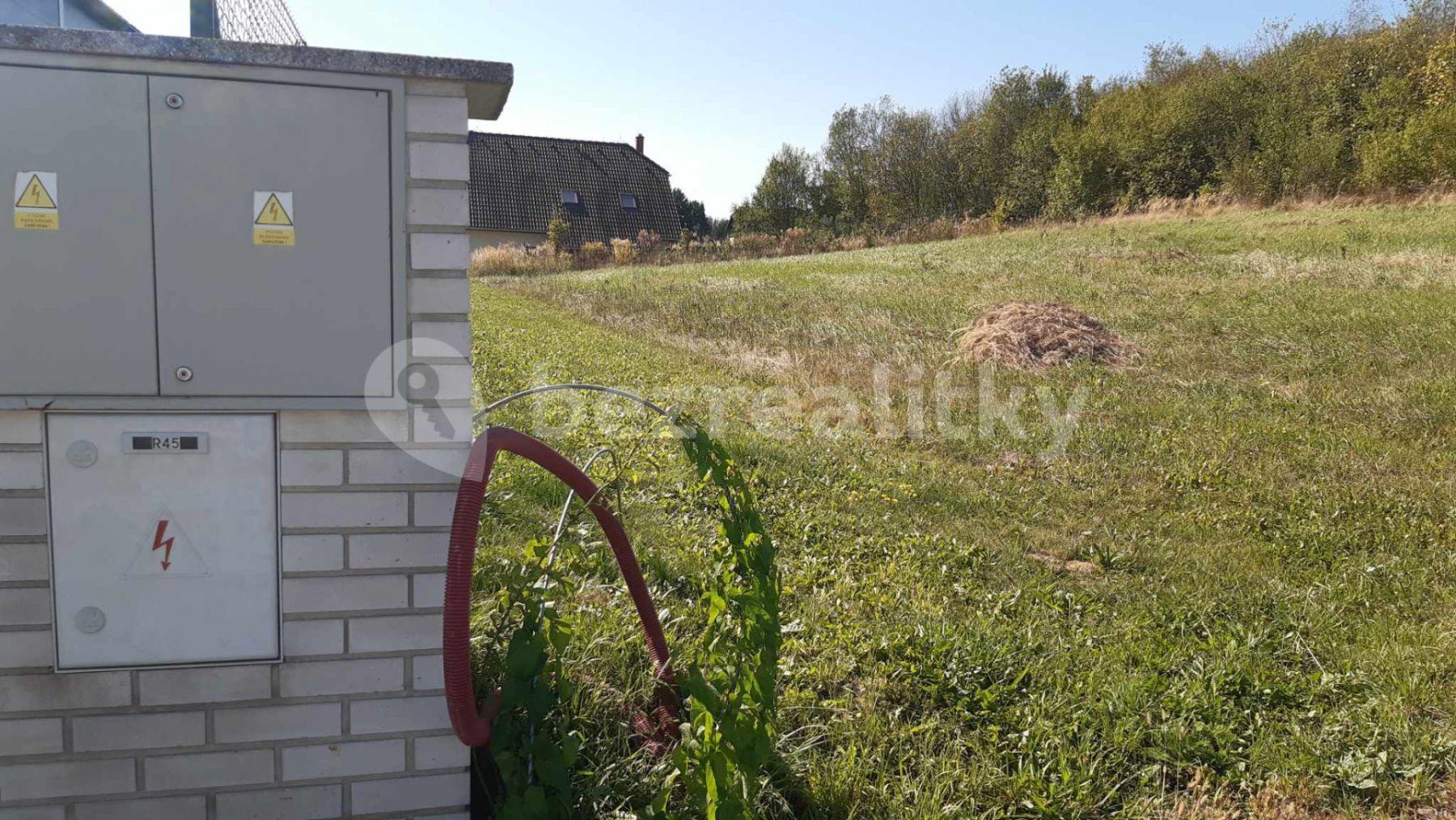 plot for sale, 1,301 m², Pyšely, Středočeský Region