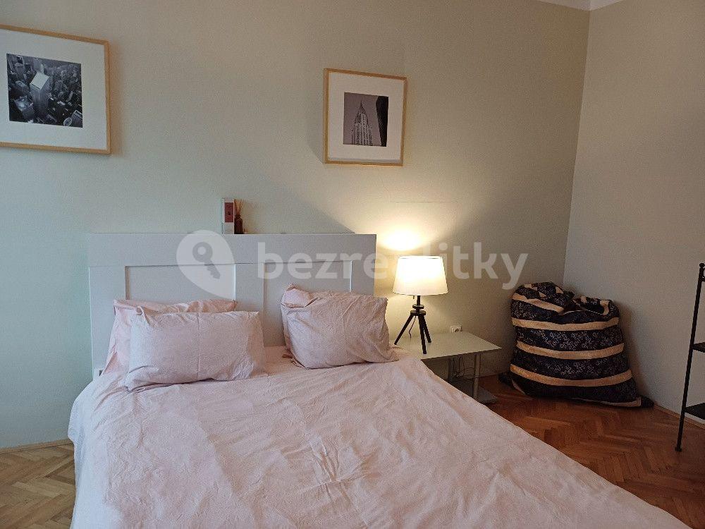 4 bedroom flat to rent, 100 m², Klemensova, Bratislava - mestská časť Staré Mesto, Bratislavský Region