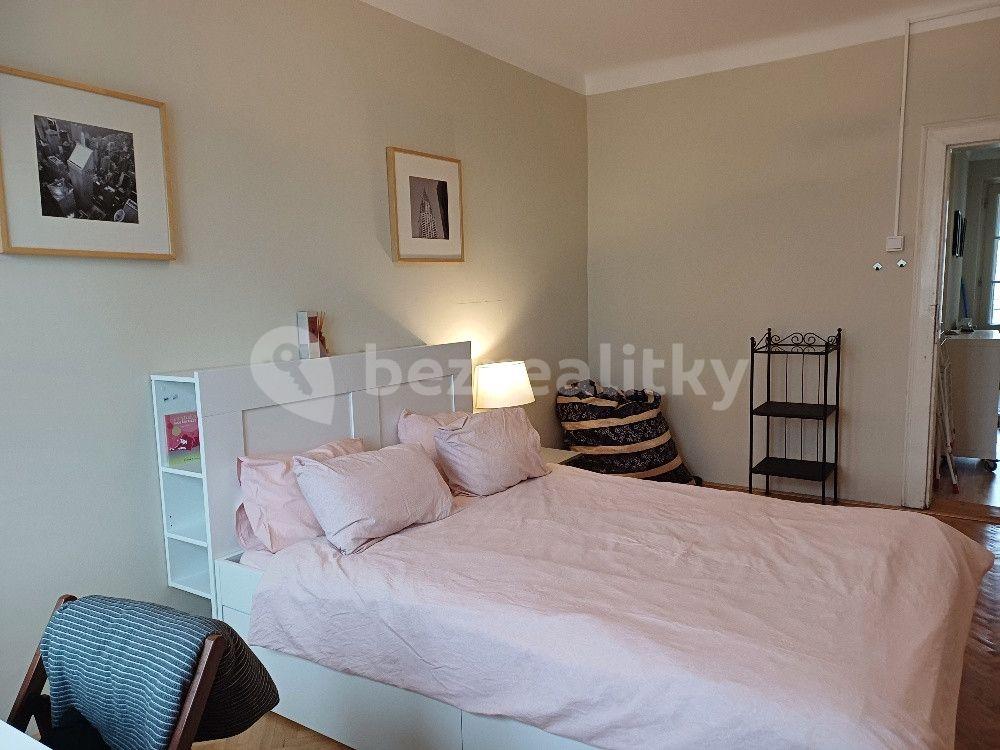 4 bedroom flat to rent, 100 m², Klemensova, Bratislava - mestská časť Staré Mesto, Bratislavský Region