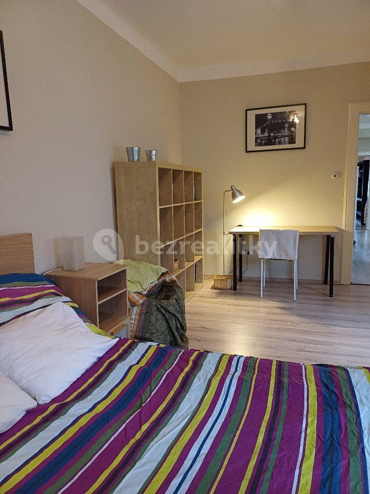 4 bedroom flat to rent, 100 m², Klemensova, Bratislava - mestská časť Staré Mesto, Bratislavský Region