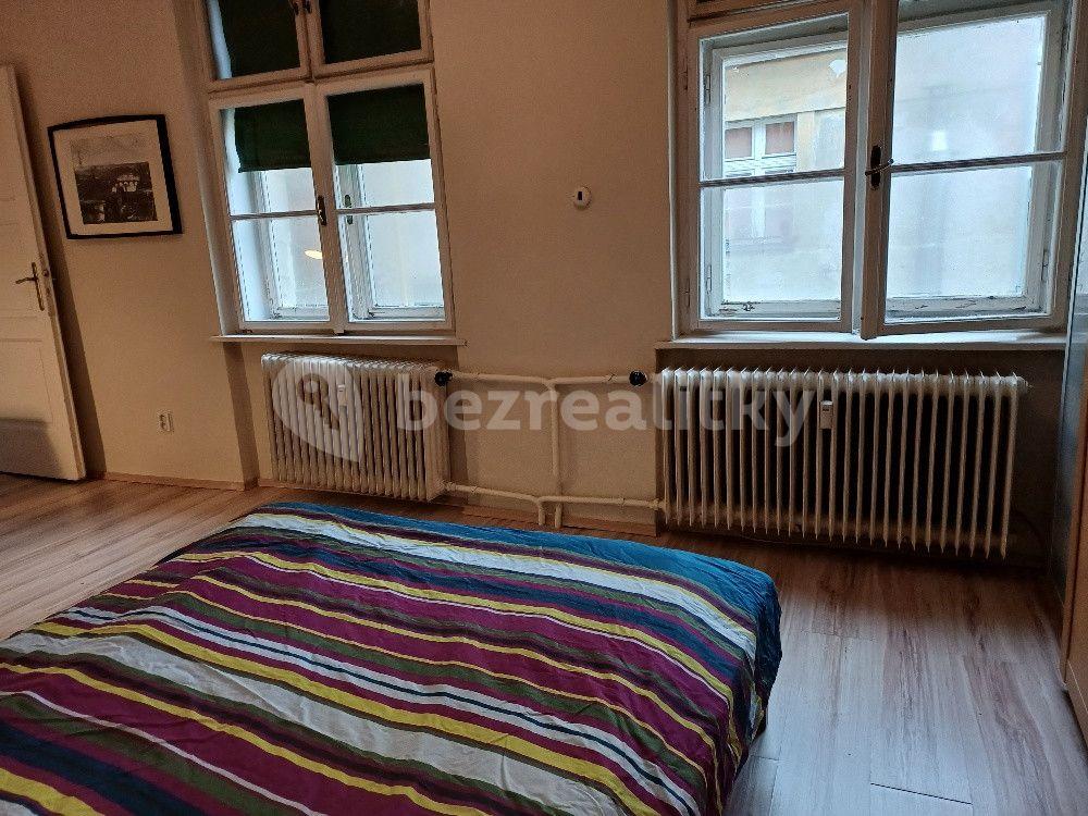 4 bedroom flat to rent, 100 m², Klemensova, Bratislava - mestská časť Staré Mesto, Bratislavský Region