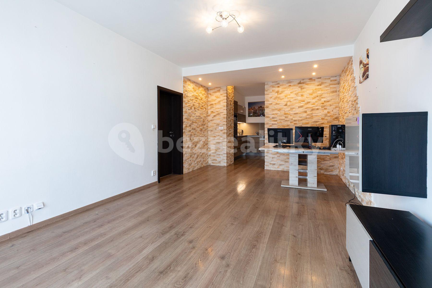 2 bedroom with open-plan kitchen flat for sale, 91 m², Formanská, Prague, Prague