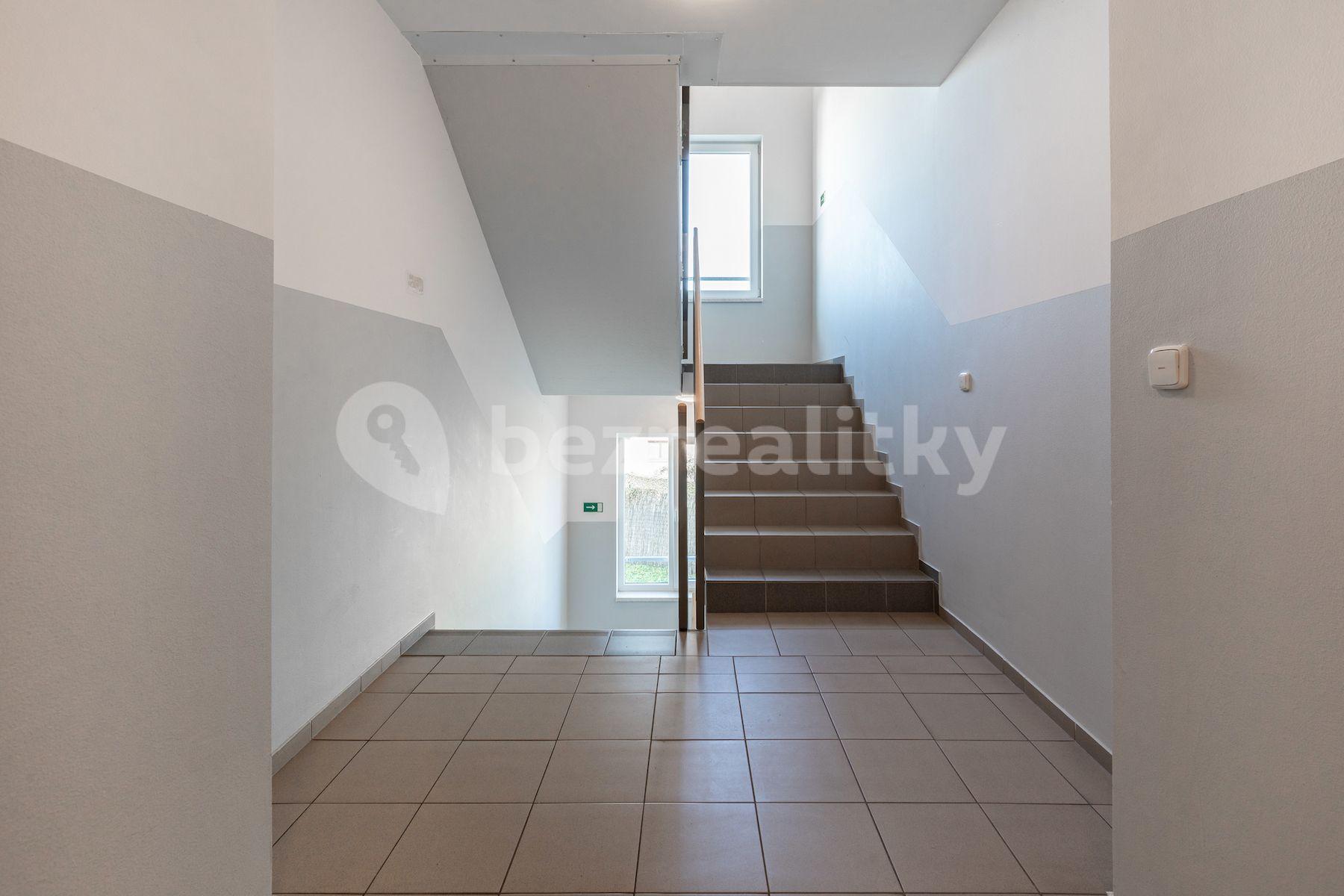 2 bedroom with open-plan kitchen flat for sale, 91 m², Formanská, Prague, Prague