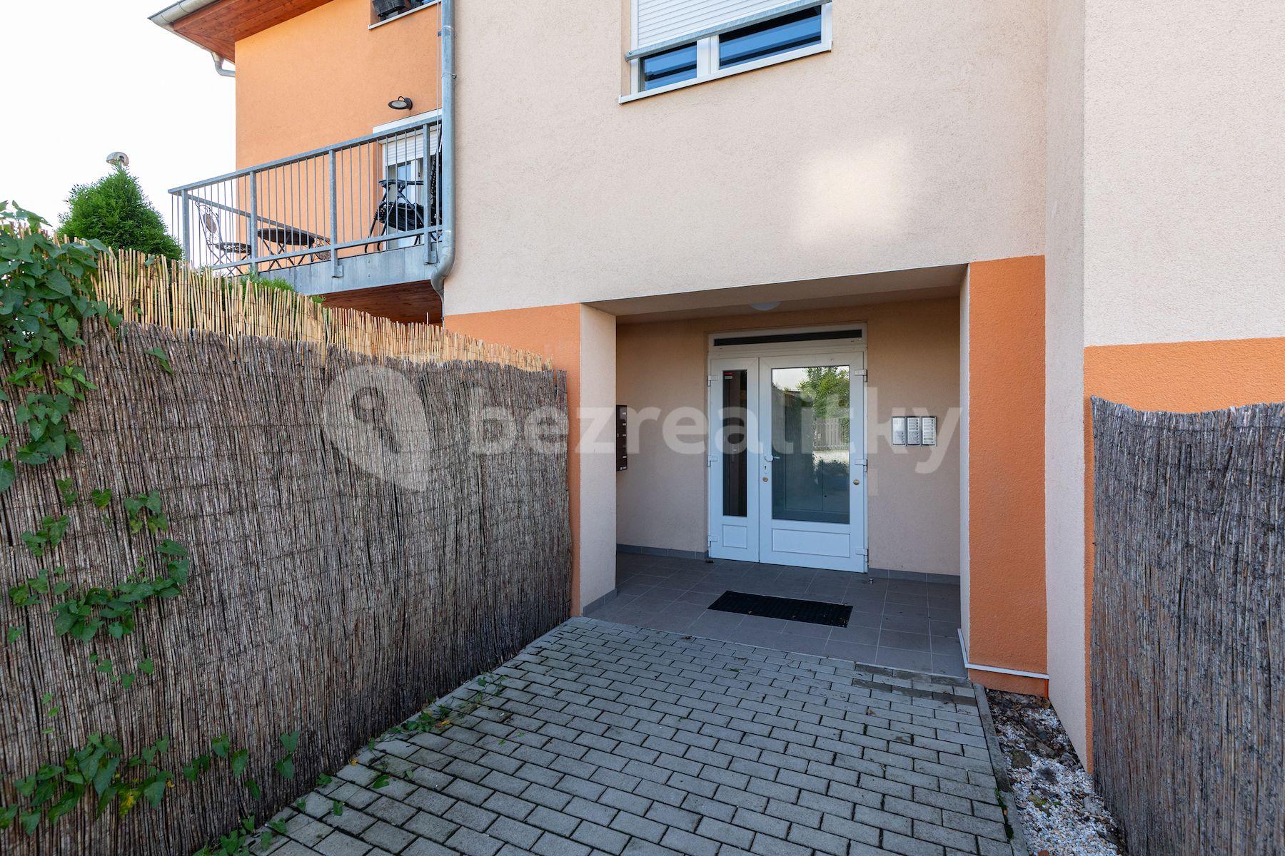 2 bedroom with open-plan kitchen flat for sale, 91 m², Formanská, Prague, Prague