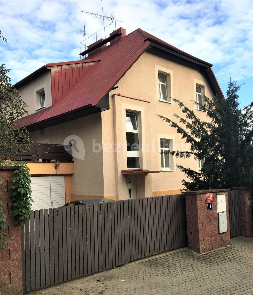 Studio flat to rent, 23 m², U Zahradního města, Prague, Prague