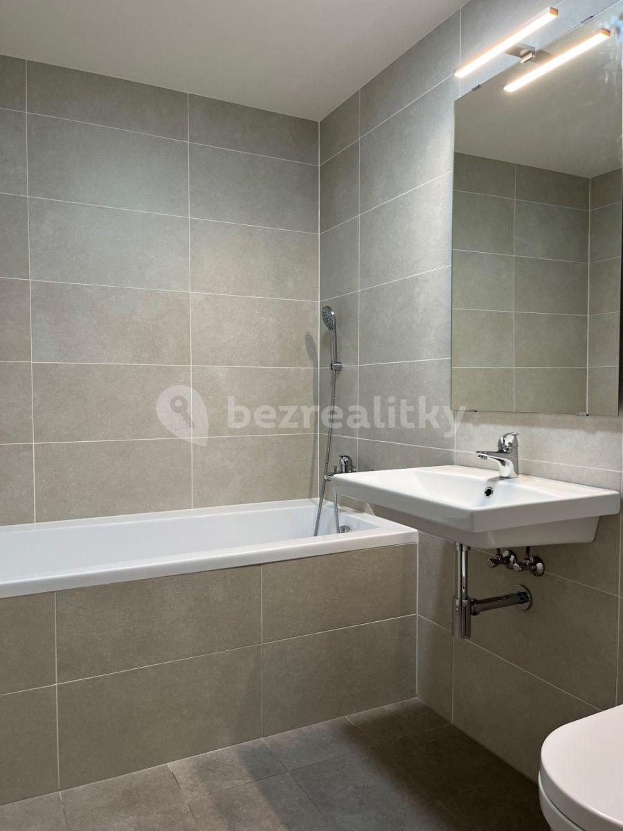 Studio flat to rent, 45 m², Smržových, Prague, Prague