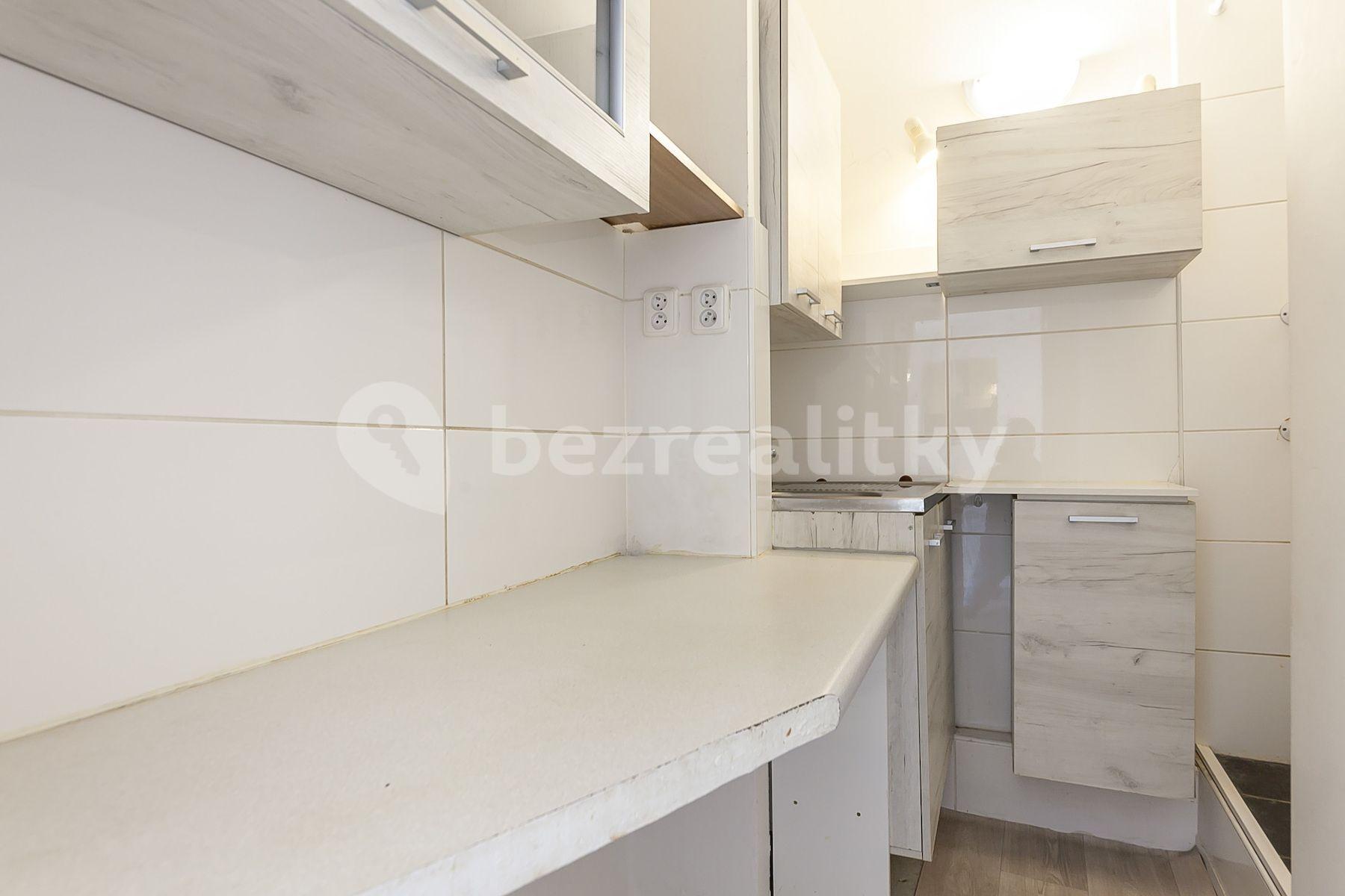 Studio flat for sale, 23 m², Boženy Němcové, Dobříš, Středočeský Region