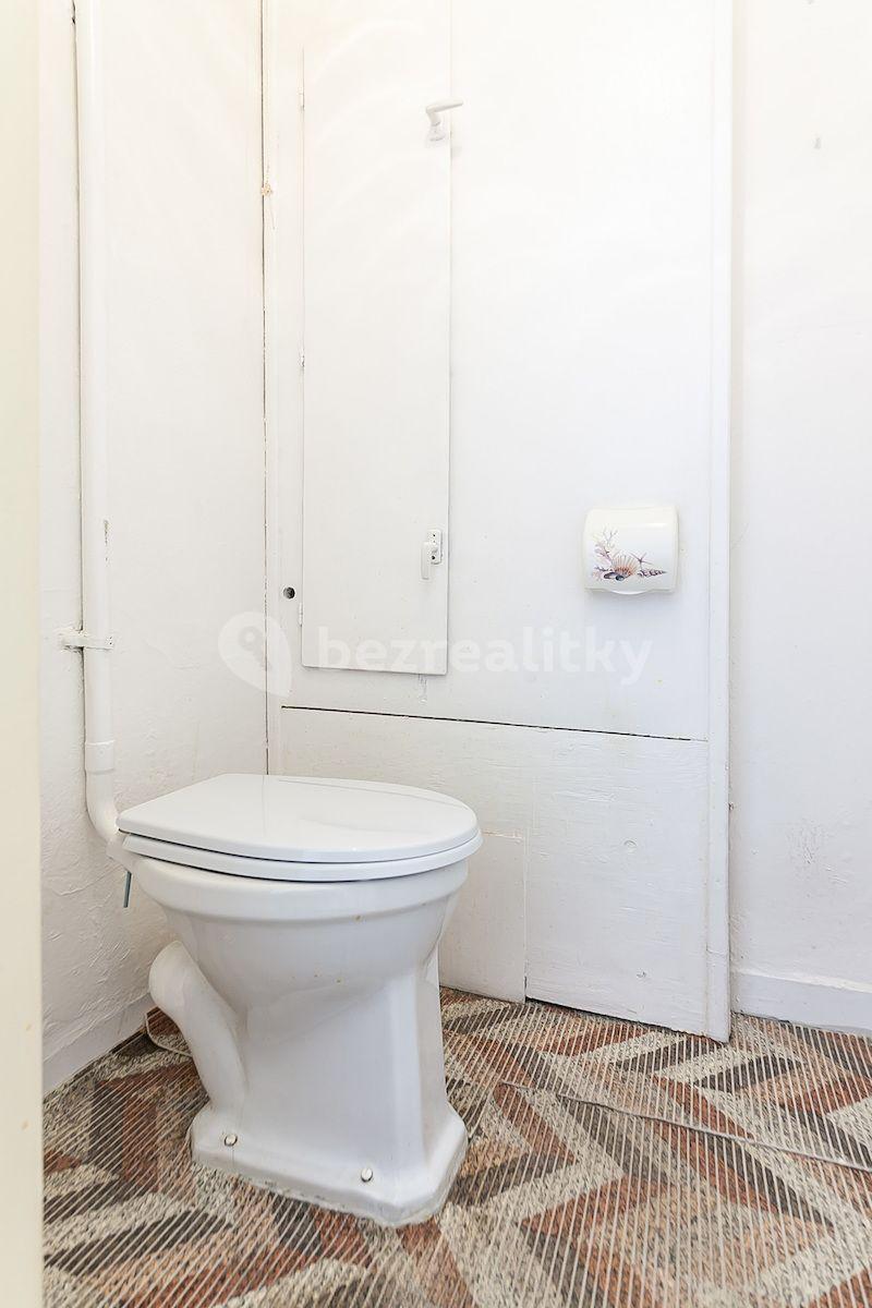 Studio flat for sale, 23 m², Boženy Němcové, Dobříš, Středočeský Region