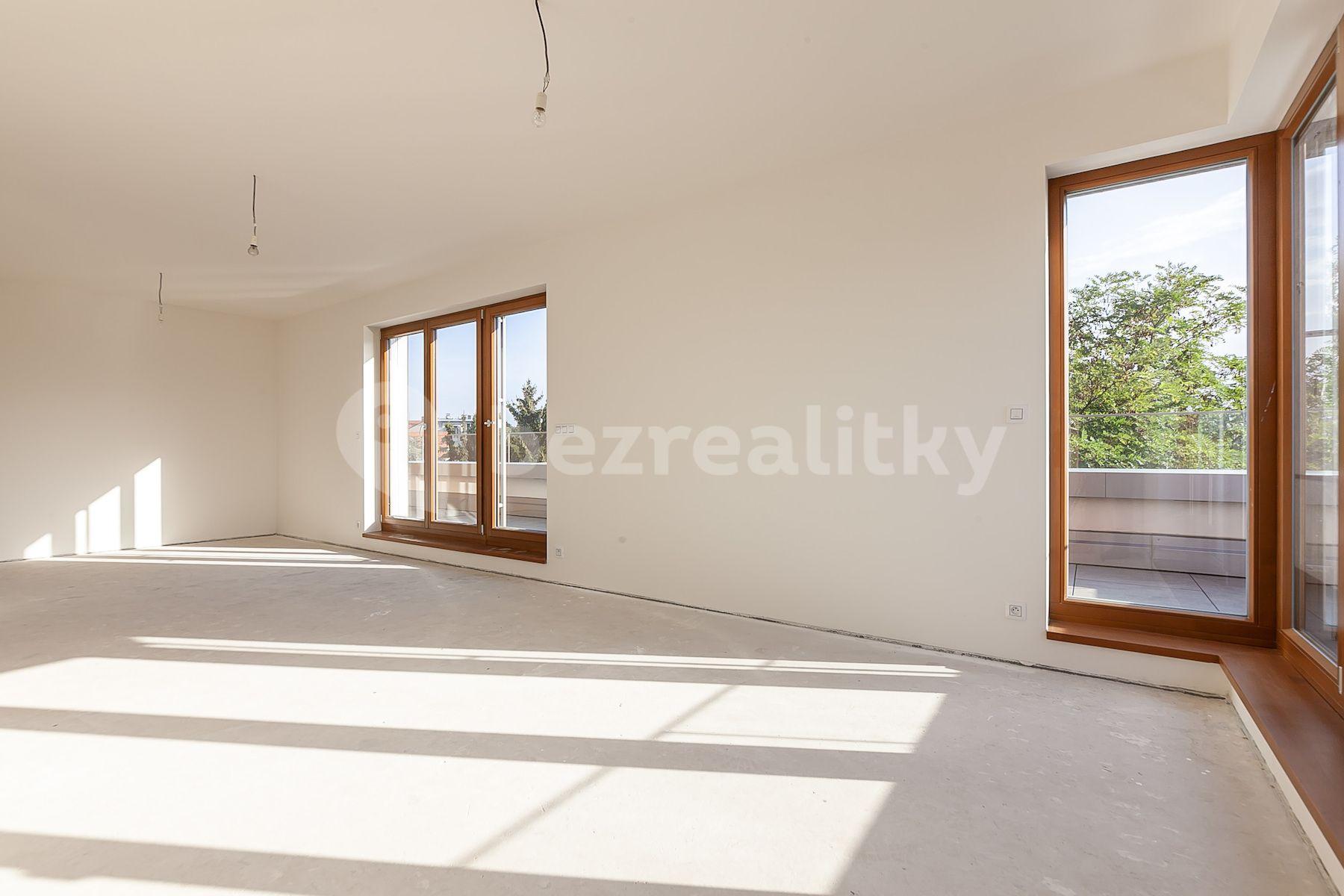 4 bedroom with open-plan kitchen flat for sale, 171 m², Od Vysoké, Prague, Prague