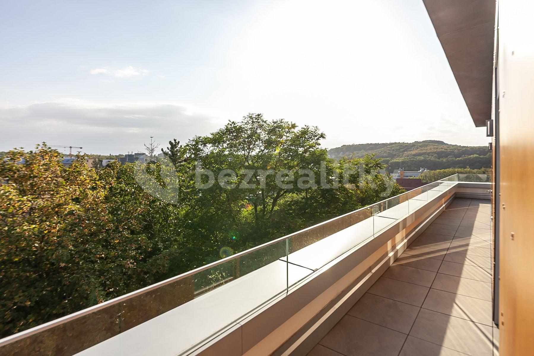 4 bedroom with open-plan kitchen flat for sale, 171 m², Od Vysoké, Prague, Prague