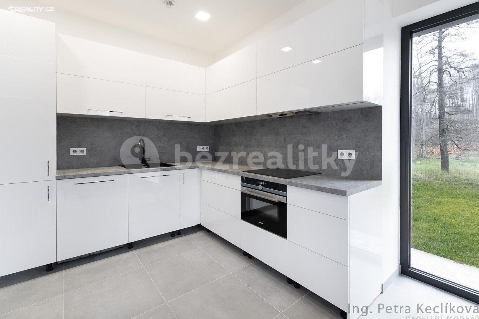 2 bedroom with open-plan kitchen flat for sale, 75 m², Králíky, Pardubický Region