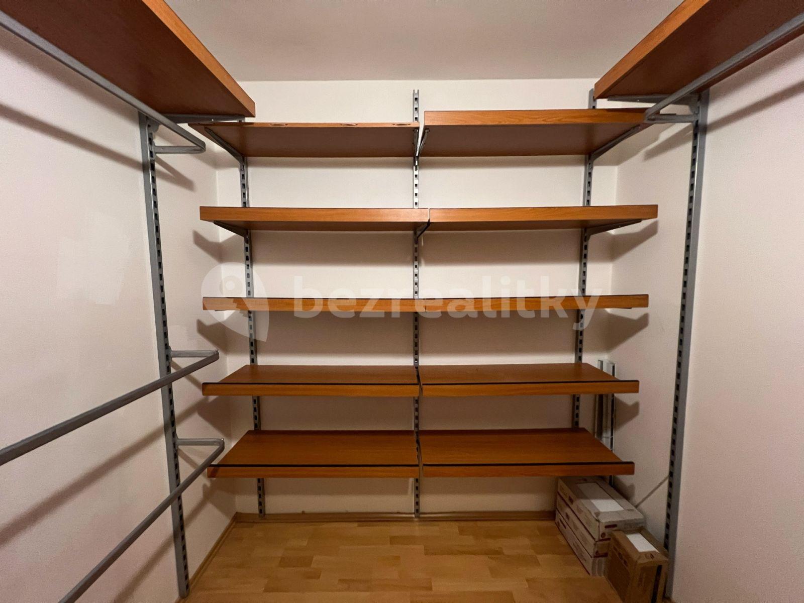 1 bedroom with open-plan kitchen flat for sale, 54 m², Chotěšovská, Prague, Prague