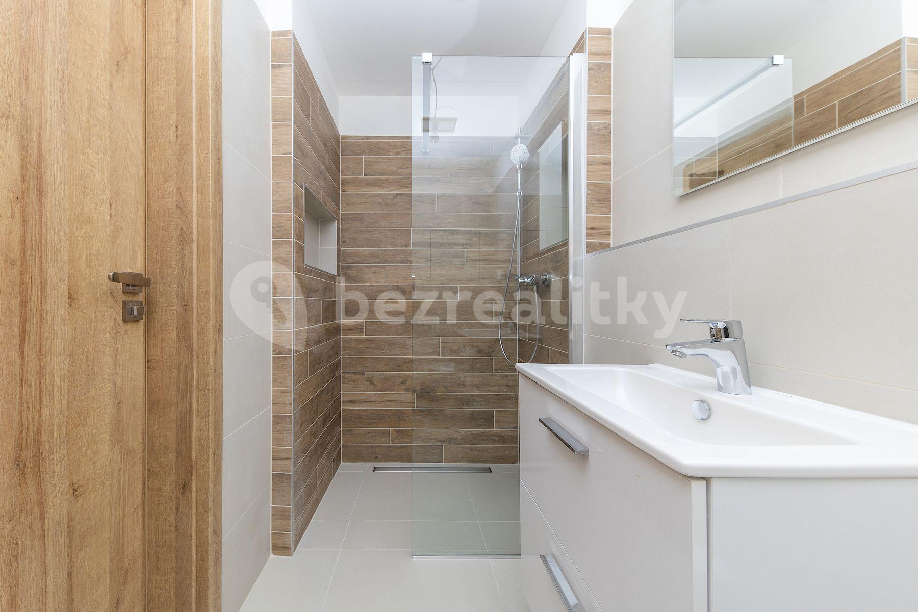 Studio flat for sale, 35 m², Věry Pánkové, Olomouc, Olomoucký Region