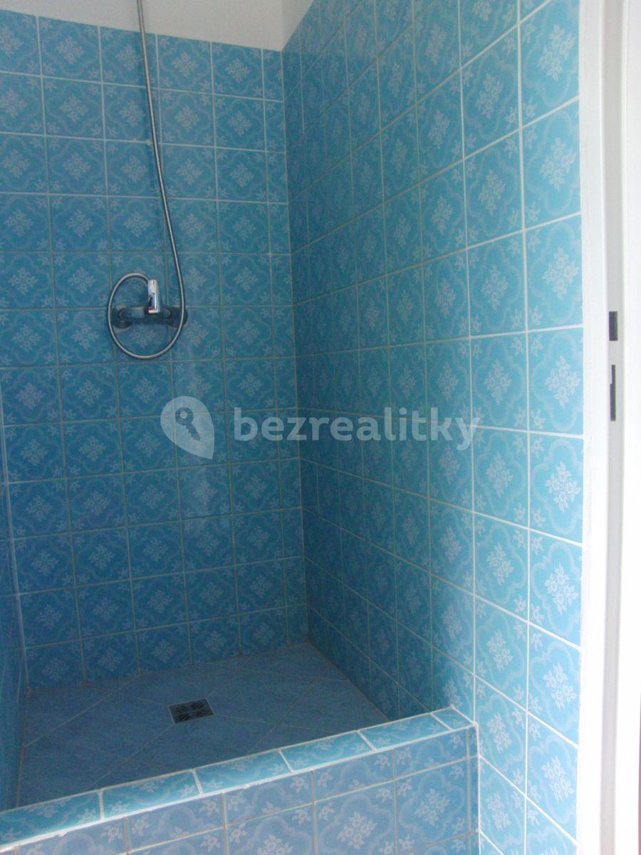 Studio flat to rent, 35 m², Hřbitovní, Jablonec nad Nisou, Liberecký Region