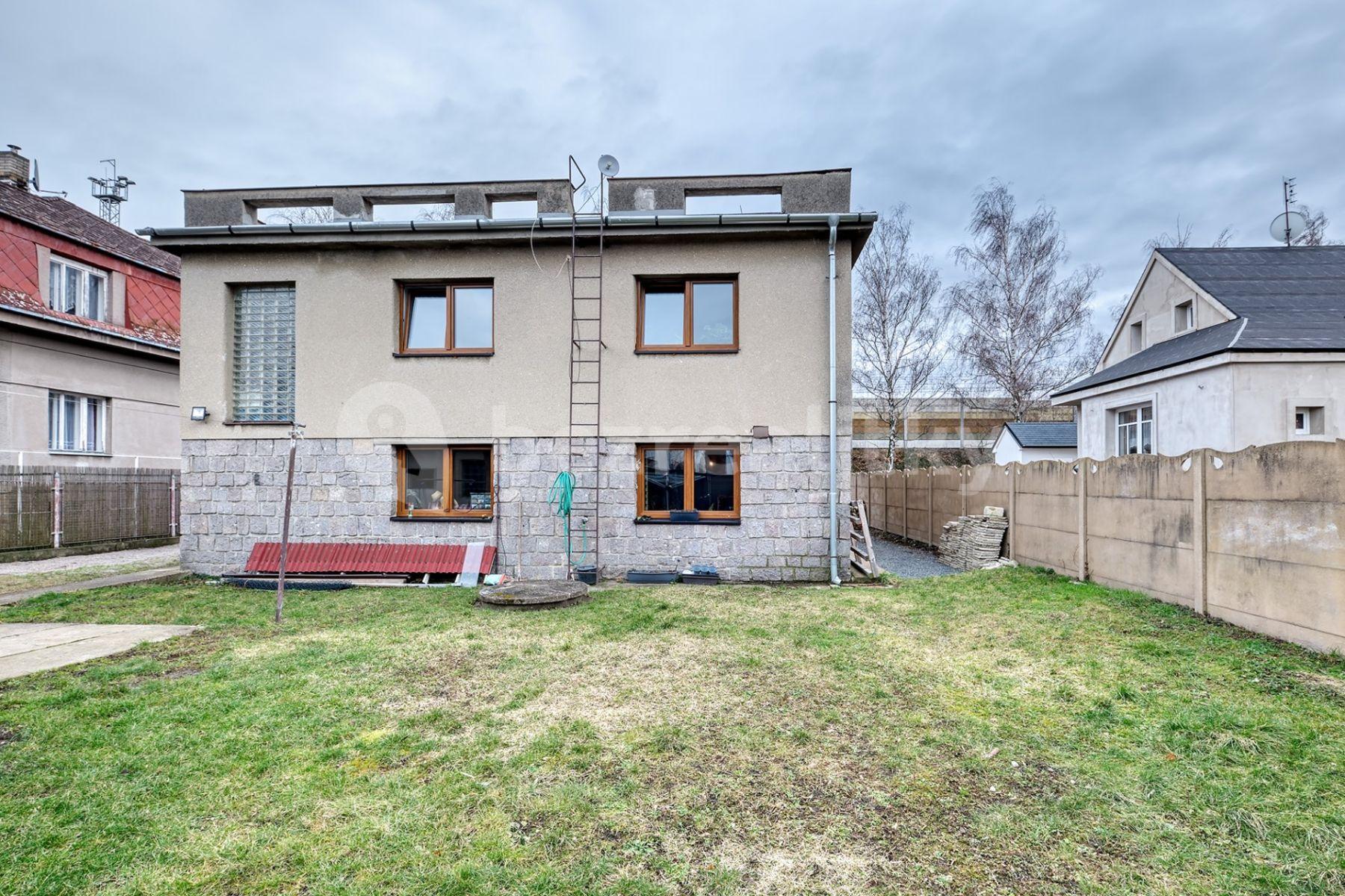 house for sale, 253 m², Českobrodská, Poříčany, Středočeský Region