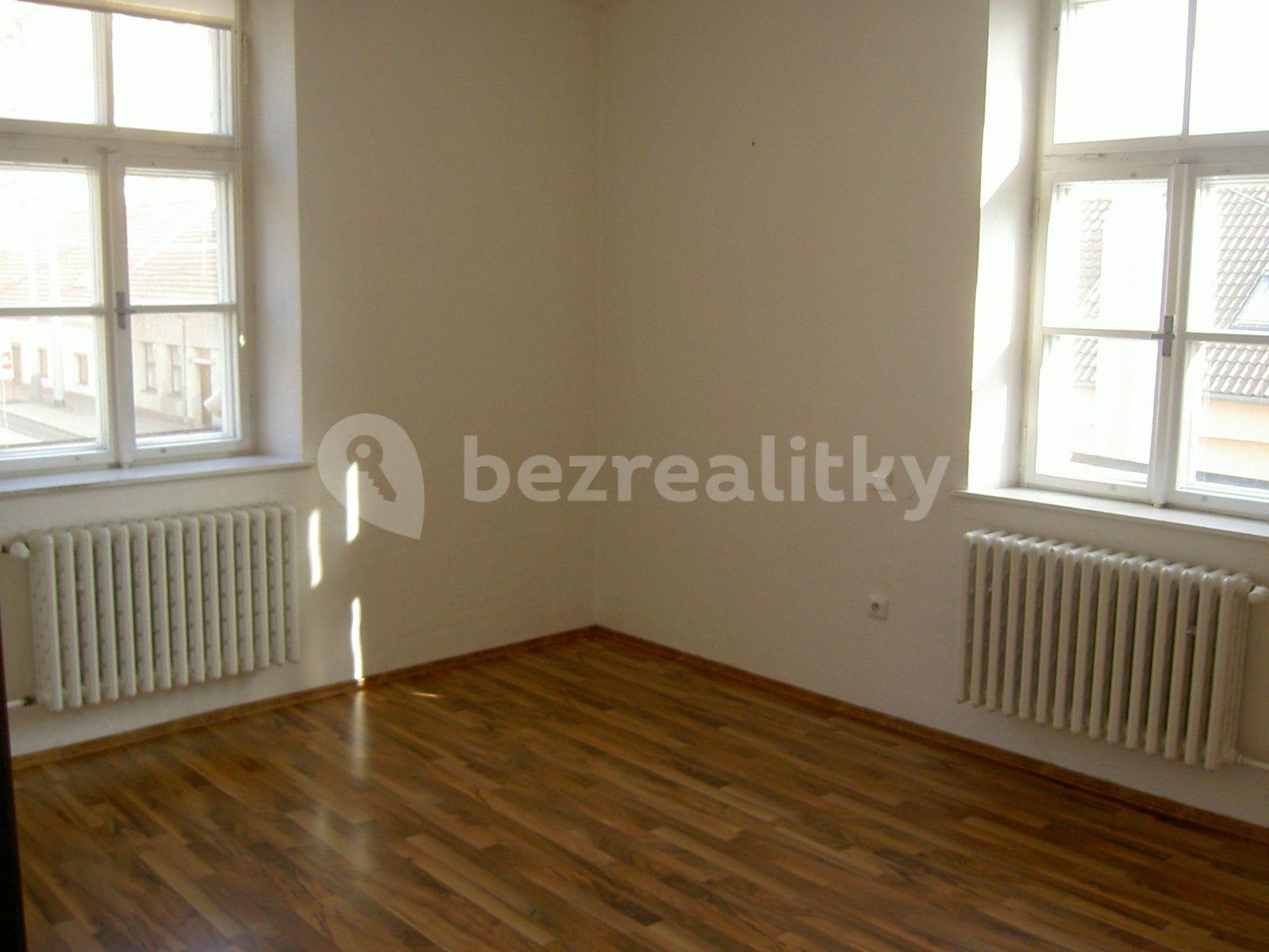 Studio flat to rent, 30 m², Trojská, Prague, Prague