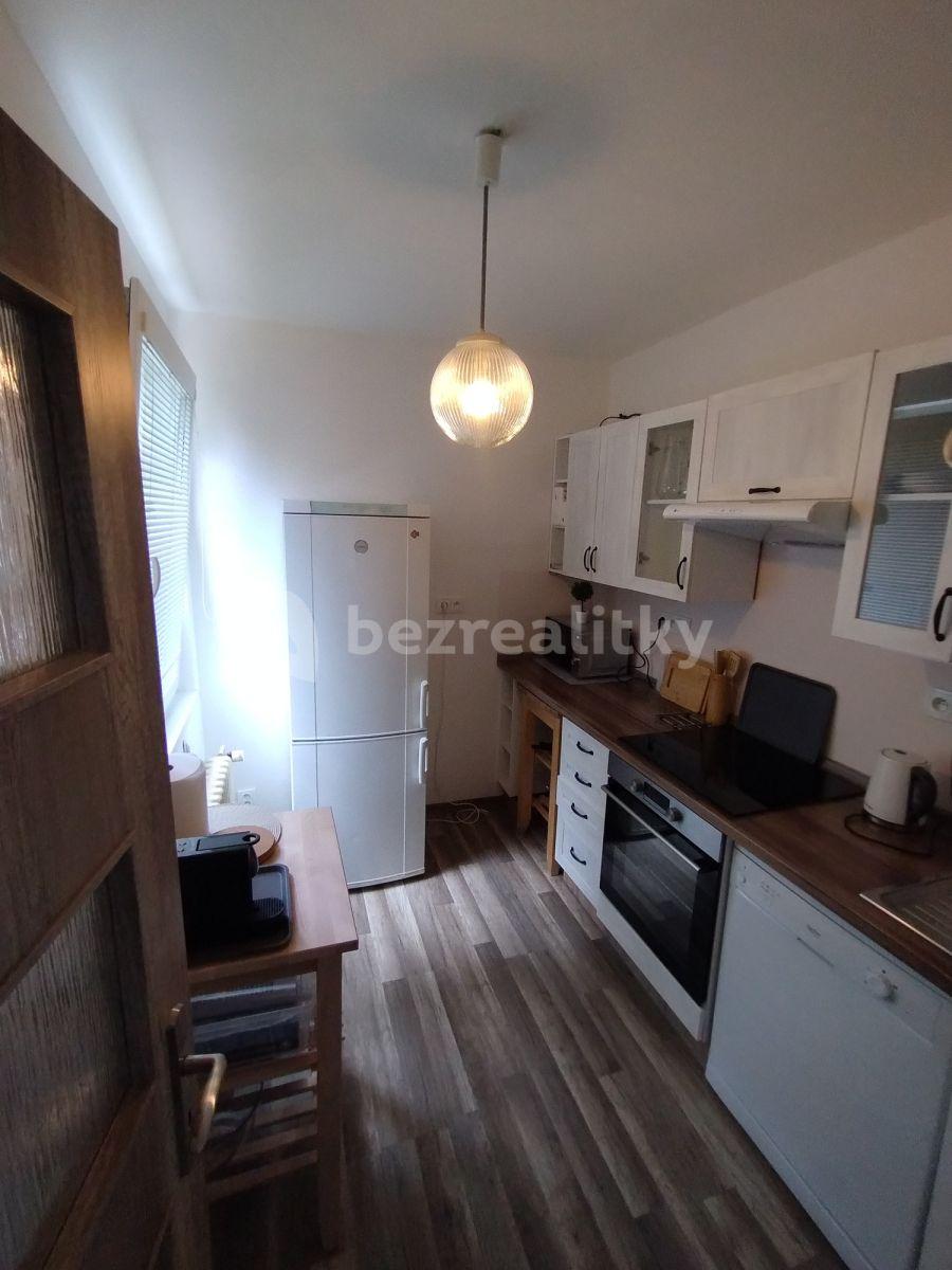 3 bedroom flat to rent, 70 m², Weberova, Prague, Prague