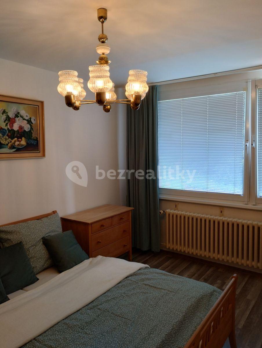 3 bedroom flat to rent, 70 m², Weberova, Prague, Prague