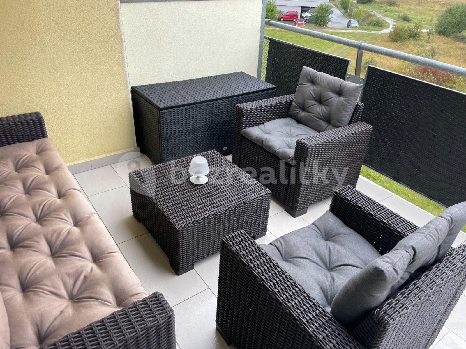 1 bedroom with open-plan kitchen flat to rent, 51 m², Na Radouči, Mladá Boleslav, Středočeský Region