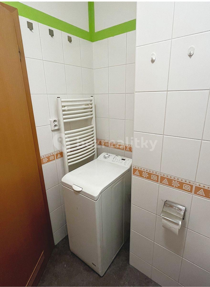 Studio flat for sale, 30 m², Muškova, Prague, Prague