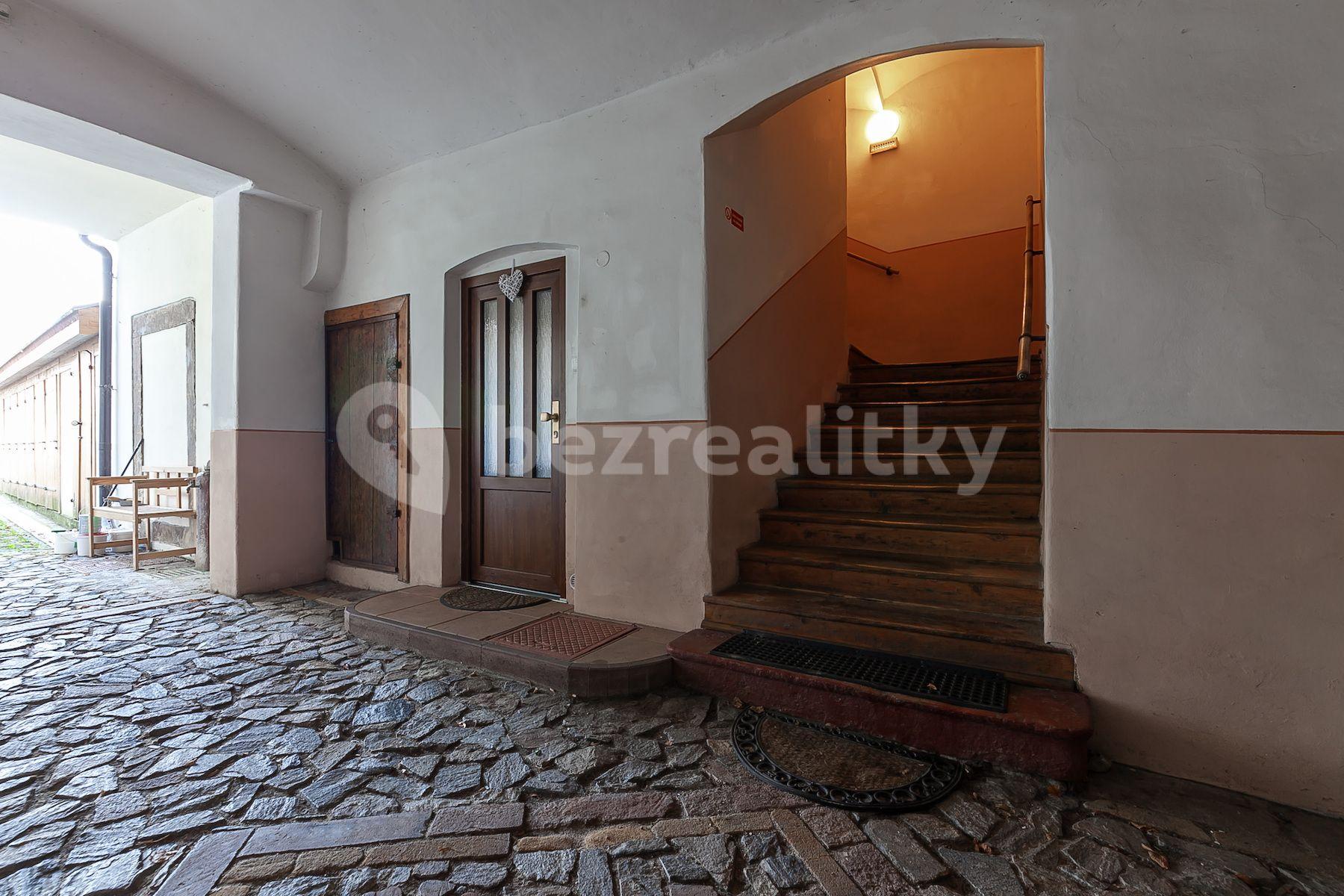 3 bedroom flat for sale, 74 m², Mírové náměstí, Kouřim, Středočeský Region